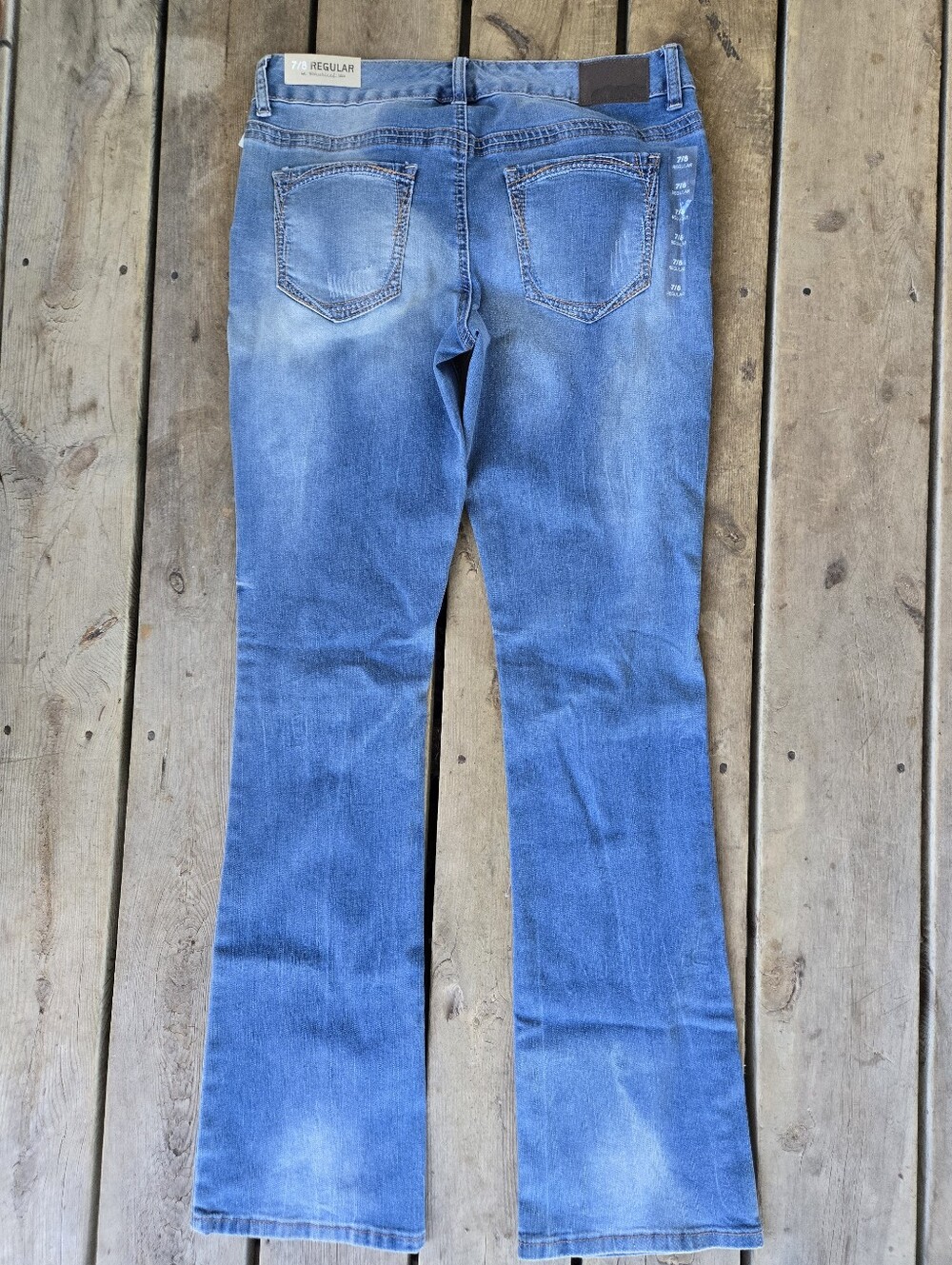 Brand New!! NWT Maurices Stretchy Distressed Denim Jeans Size 7/8 - Picture 7 of 8